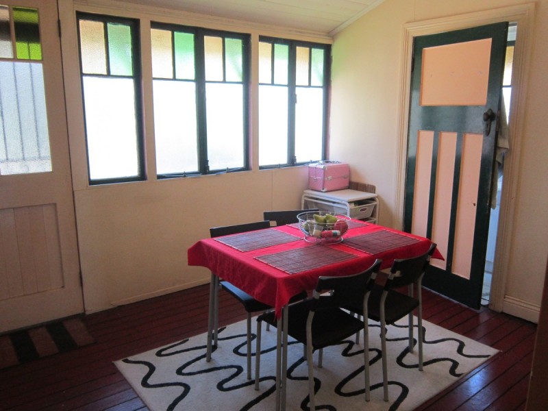 85 Cavendish Road, Coorparoo QLD 4151