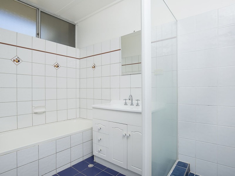 6/248 Cavendish Road, Coorparoo QLD 4151