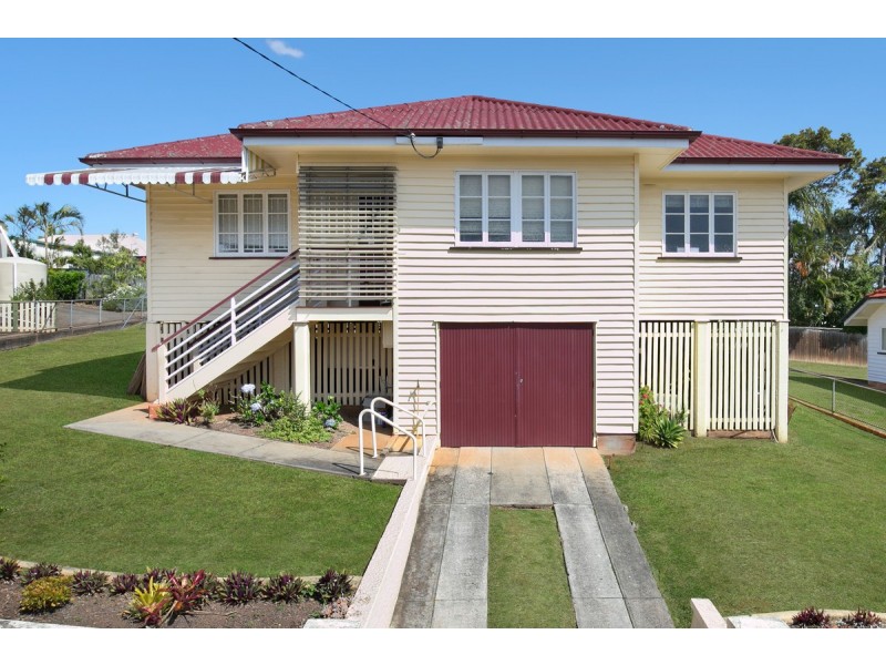 97 Murton Avenue, Holland Park QLD 4121