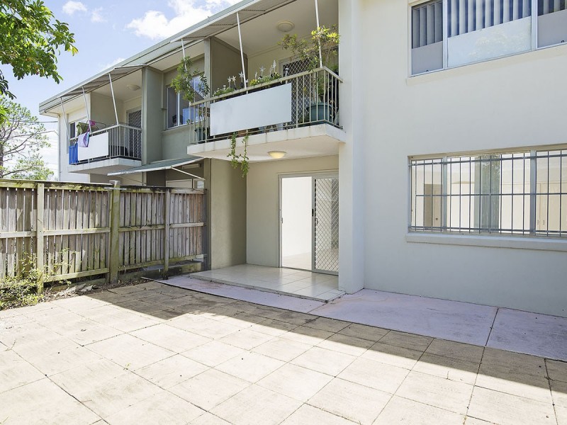 2/57 Rutland Street, Coorparoo QLD 4151