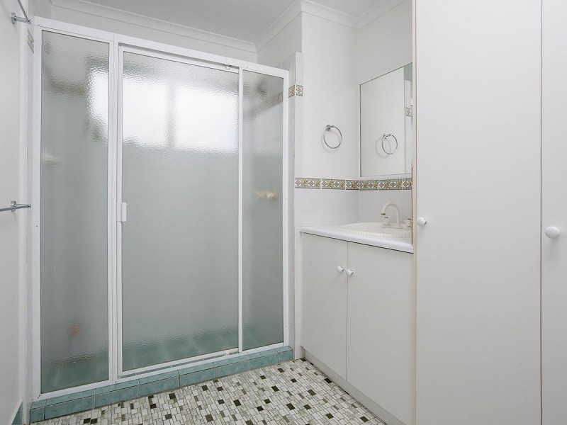 6/35 York Street, Coorparoo QLD 4151