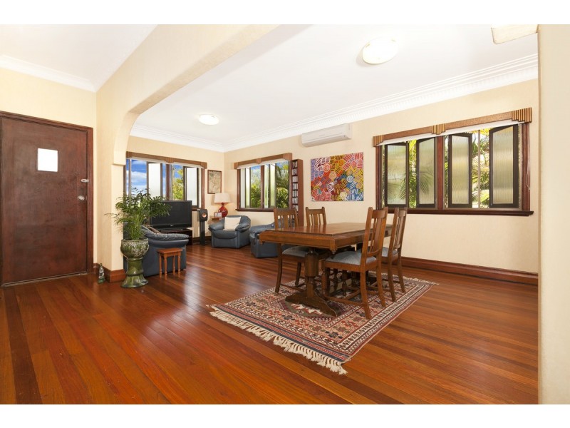 23 Palmer Street, Greenslopes QLD 4120