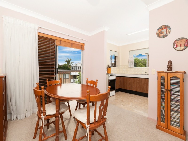 6/23 Macaulay Street, Coorparoo QLD 4151