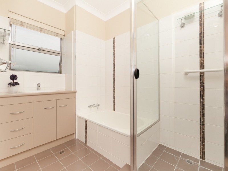 6/23 Macaulay Street, Coorparoo QLD 4151