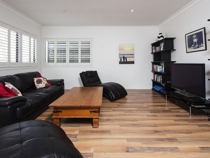 54 Waverley Road, Camp Hill QLD 4152