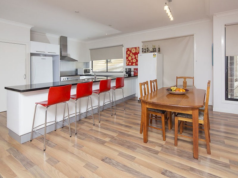 54 Waverley Road, Camp Hill QLD 4152