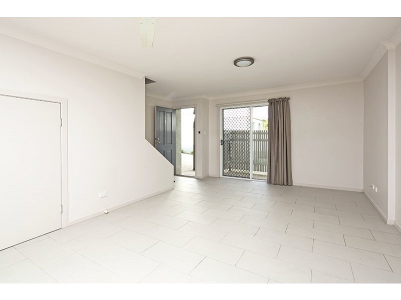 2/126 Grenfell Street, Mount Gravatt QLD 4122