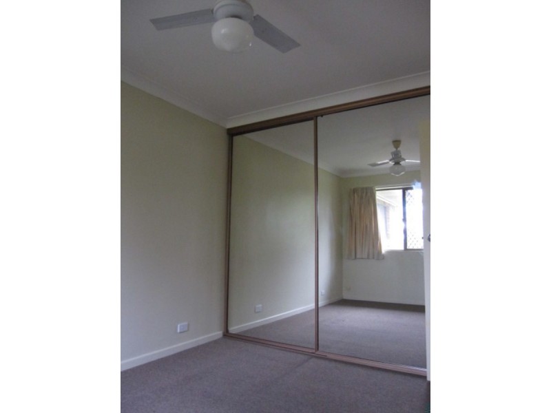 10/18 Rolle Street, Holland Park QLD 4121