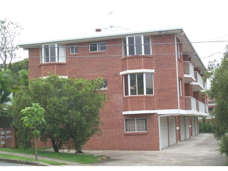 4/9 Ninth Avenue, Coorparoo QLD 4151