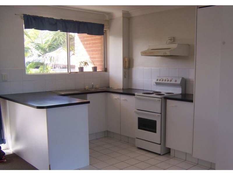 4/9 Ninth Avenue, Coorparoo QLD 4151