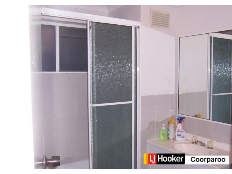 4/9 Ninth Avenue, Coorparoo QLD 4151