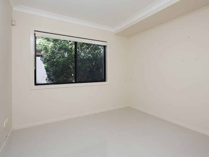 16 Glyn Street, Coorparoo QLD 4151