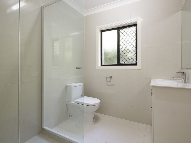 16 Glyn Street, Coorparoo QLD 4151