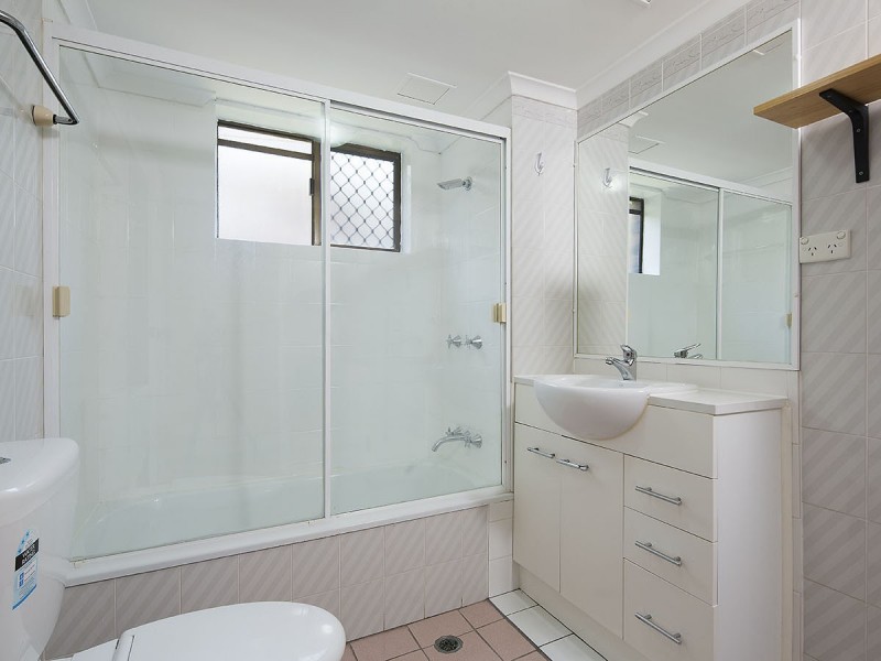 3/46 Eighth Avenue, Coorparoo QLD 4151