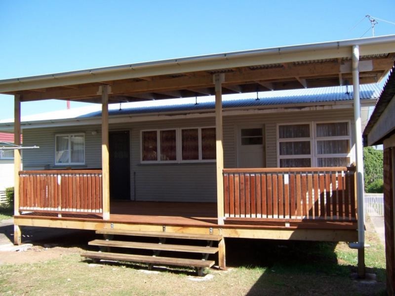 10 Effingham Street, Tarragindi QLD 4121