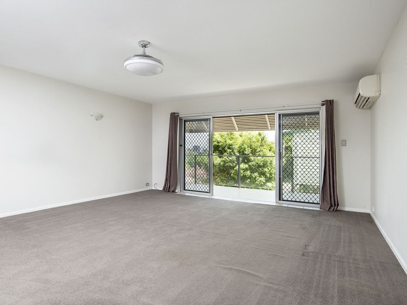 2/15 Dowar Street, Coorparoo QLD 4151