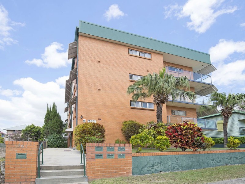 2/15 Dowar Street, Coorparoo QLD 4151