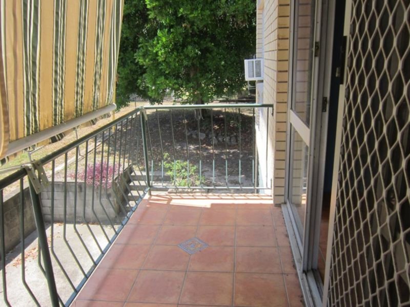 3/32 Macaulay Street, Coorparoo QLD 4151