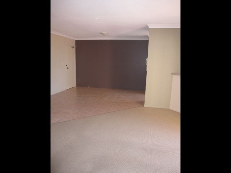 2/37 Ninth Avenue, Coorparoo QLD 4151