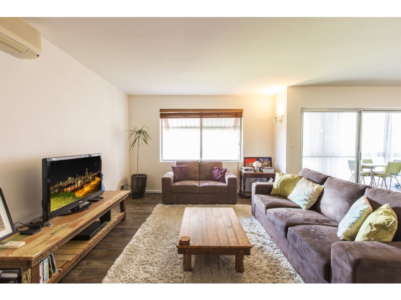 2/26 Kirkland Avenue, Coorparoo QLD 4151