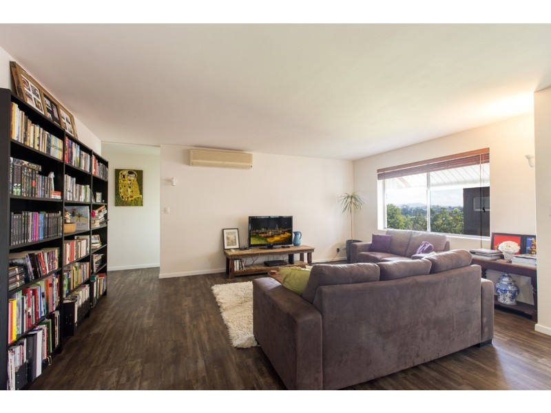 2/26 Kirkland Avenue, Coorparoo QLD 4151