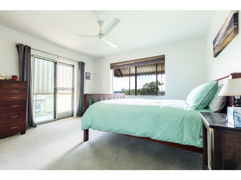 2/26 Kirkland Avenue, Coorparoo QLD 4151