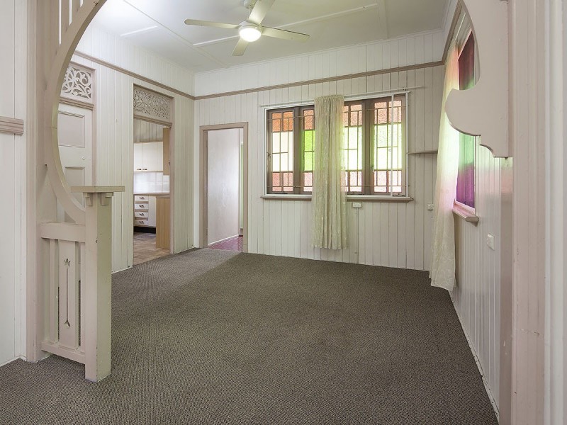 29 Ellis Street, Greenslopes QLD 4120