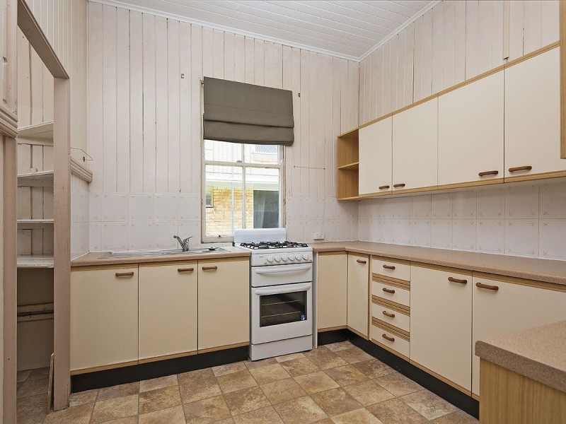 29 Ellis Street, Greenslopes QLD 4120