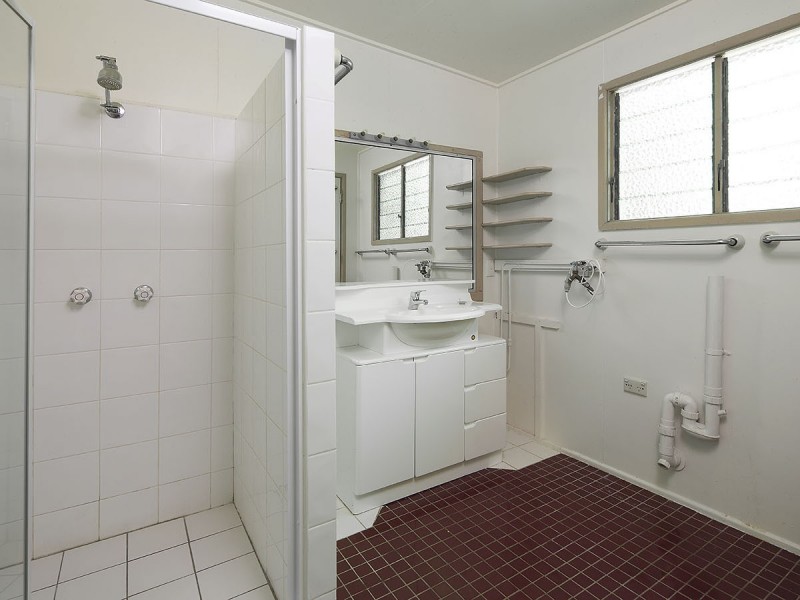 29 Ellis Street, Greenslopes QLD 4120