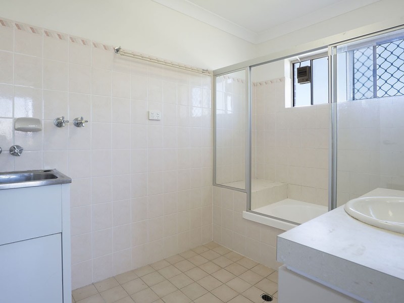 6/19 Vera Street, Greenslopes QLD 4120