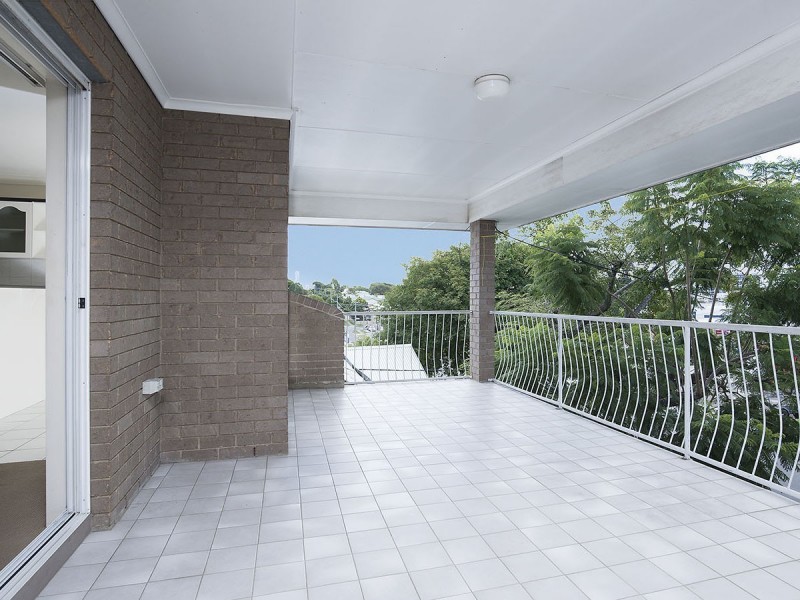 7/11 Shakespeare Street, Coorparoo QLD 4151