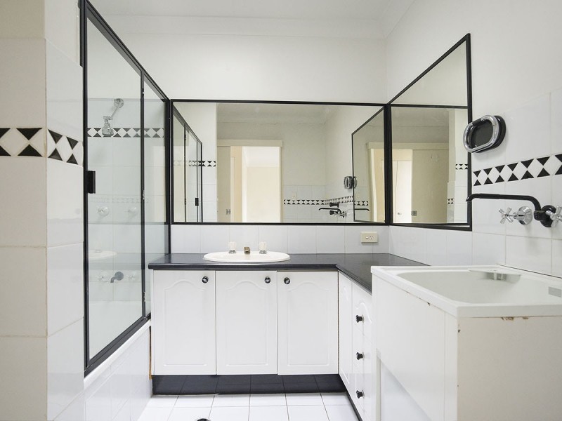 7/11 Shakespeare Street, Coorparoo QLD 4151