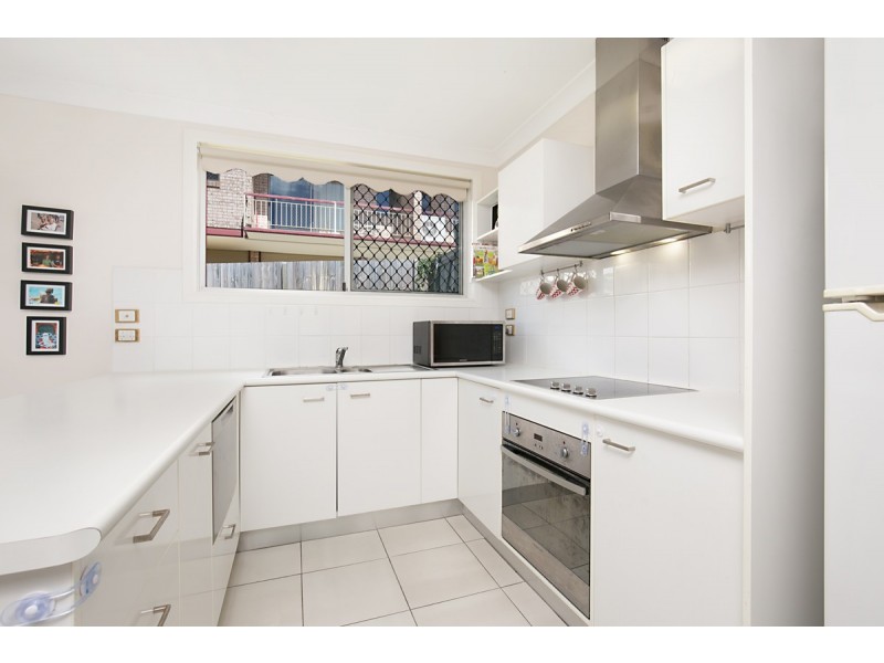 6/33 Derby Street, Coorparoo QLD 4151