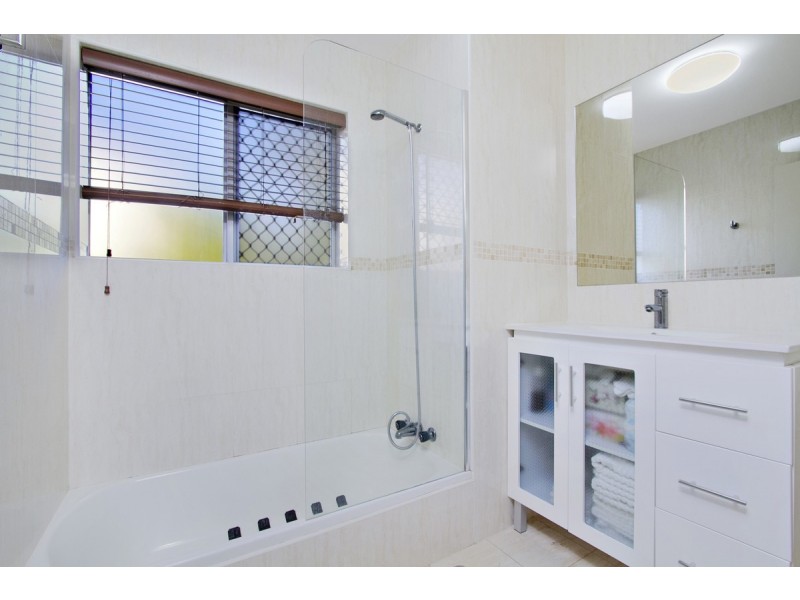 1/39 Kirkland Avenue, Coorparoo QLD 4151