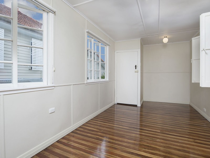 15 Abingdon Street, Woolloongabba QLD 4102