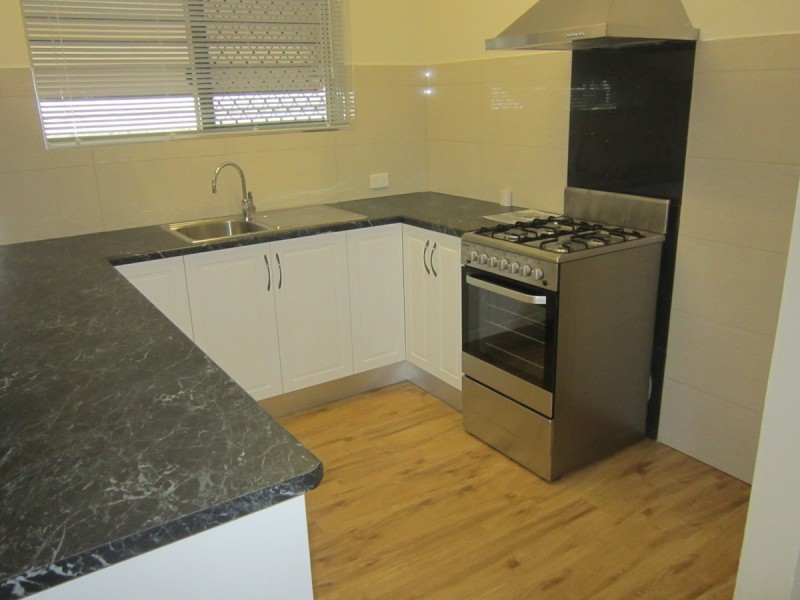 1/4 Nicklin Street, Coorparoo QLD 4151