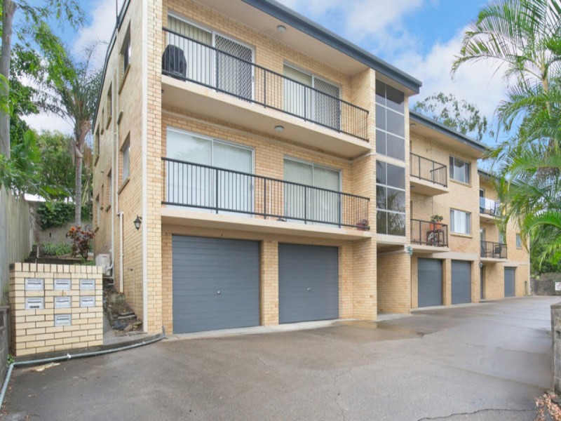 2/42 Pembroke Road, Coorparoo QLD 4151