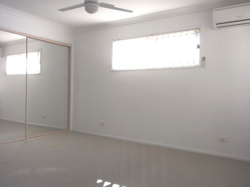 2/396 Upper Cornwall Street, Coorparoo QLD 4151