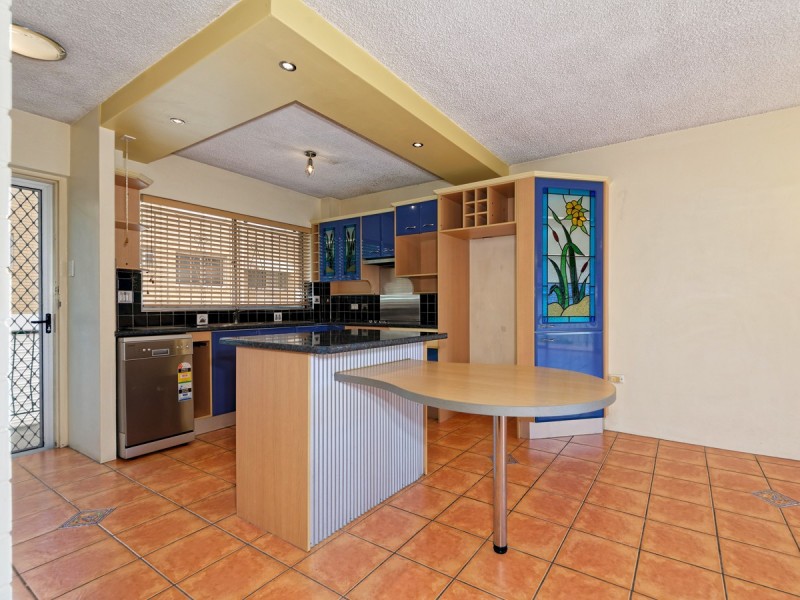 3/32 Macaulay Street, Coorparoo QLD 4151