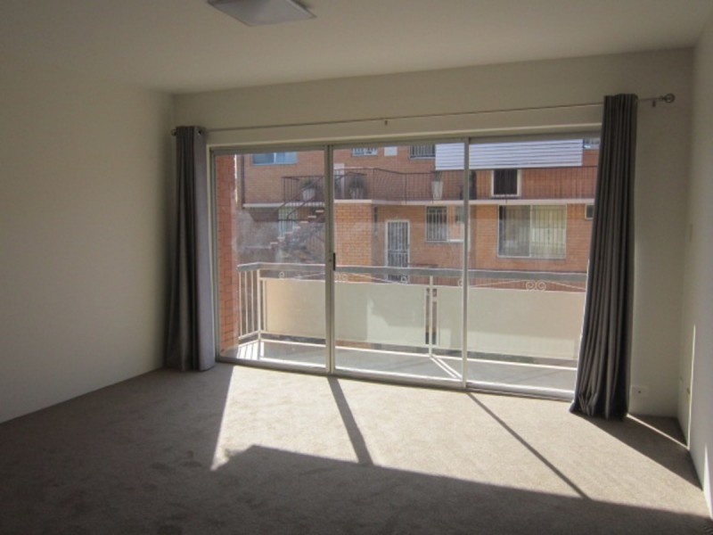 2/19 Amelia Street, Coorparoo QLD 4151