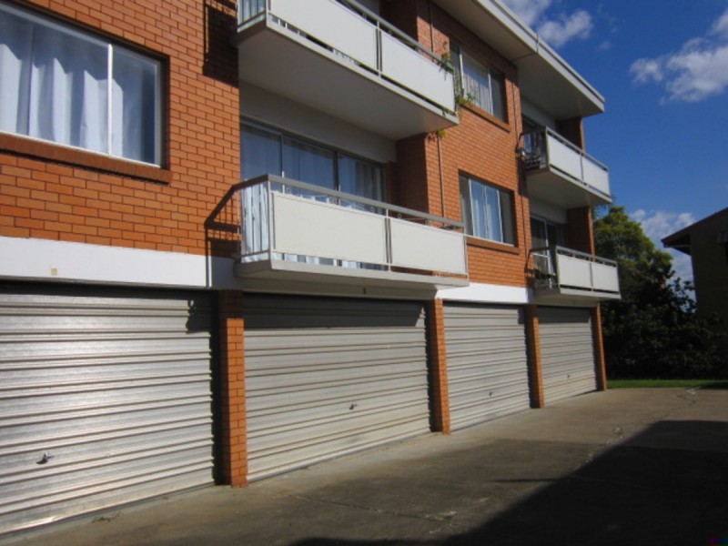 2/19 Amelia Street, Coorparoo QLD 4151