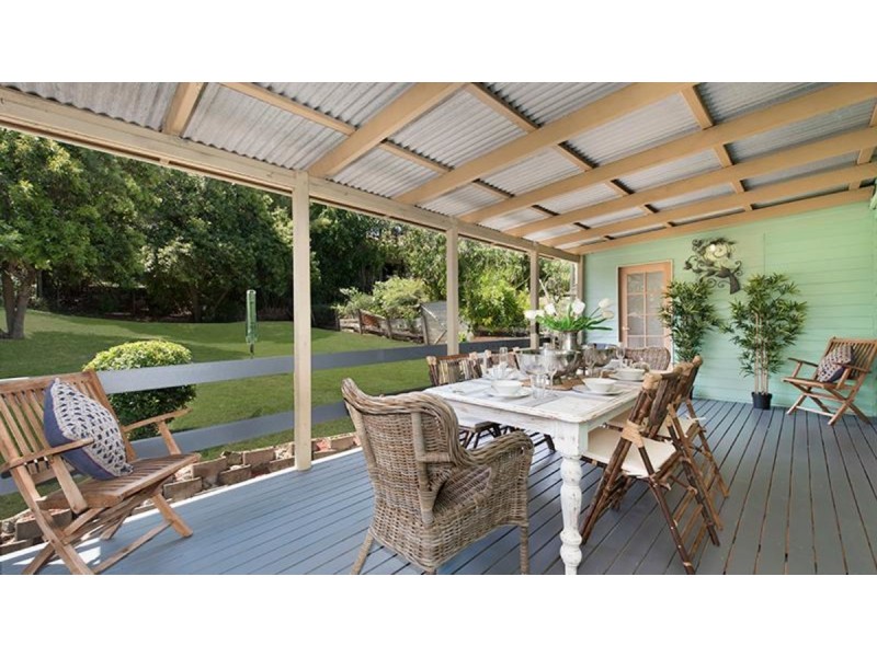 80 Abbotsleigh Street, Holland Park QLD 4121