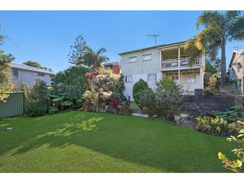 7 Brae Street, Coorparoo QLD 4151