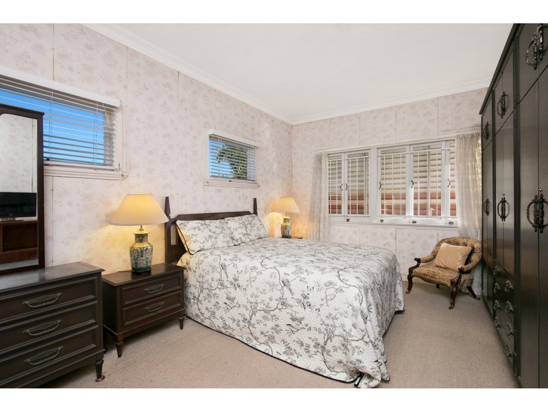 7 Brae Street, Coorparoo QLD 4151