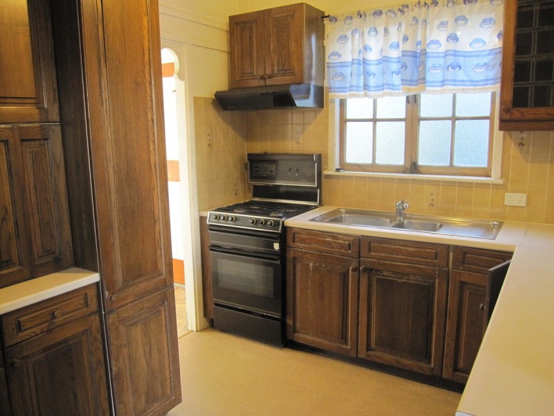 41 Albert Street, Holland Park QLD 4121