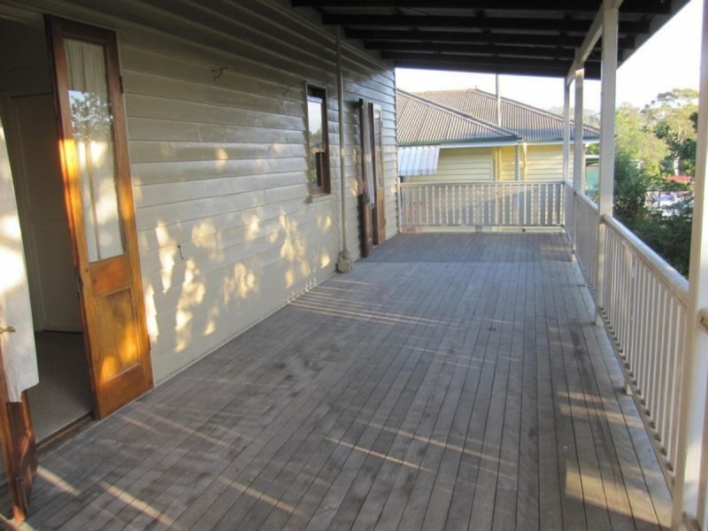 41 Albert Street, Holland Park QLD 4121