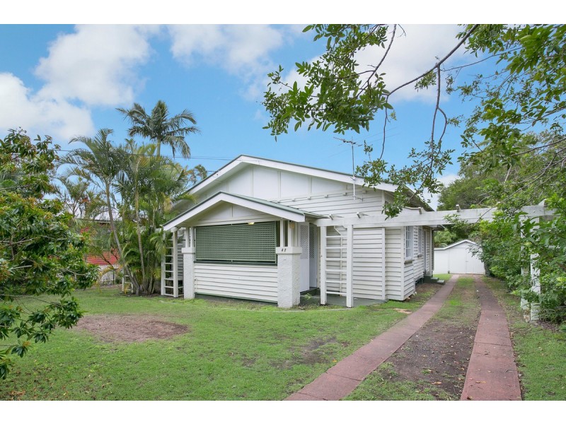 47 Pinecroft Street, Camp Hill QLD 4152