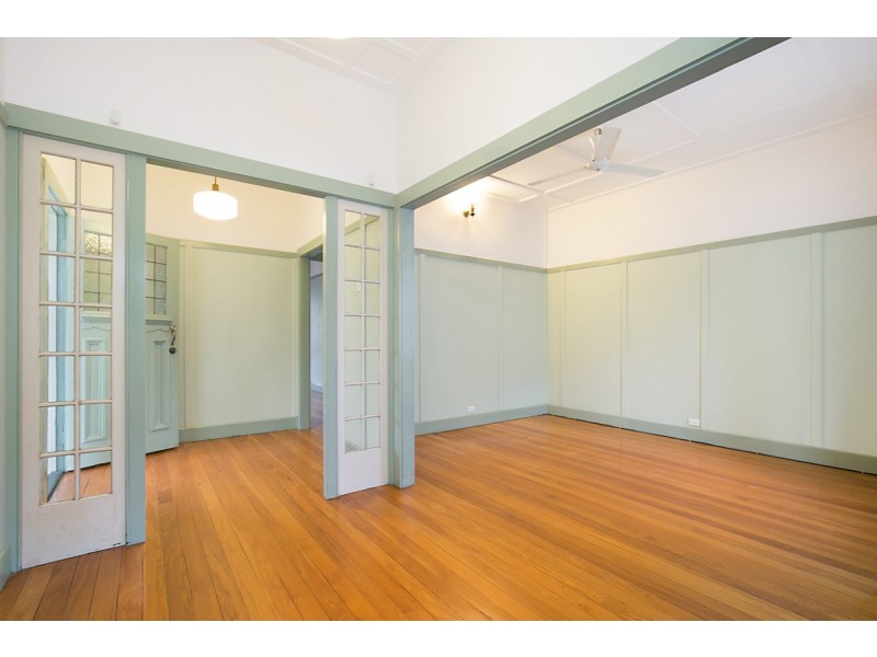 47 Pinecroft Street, Camp Hill QLD 4152