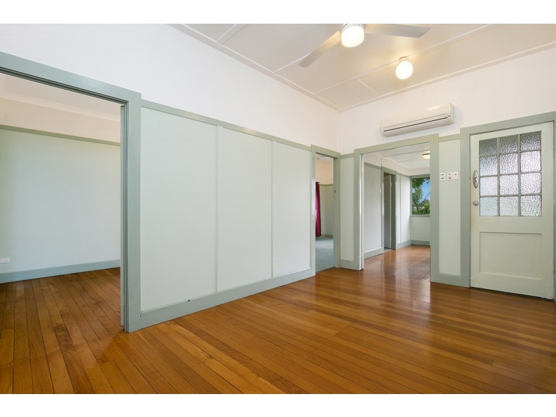 47 Pinecroft Street, Camp Hill QLD 4152