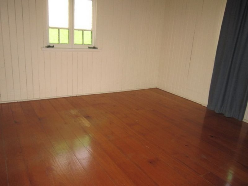 27 Robinson Street, Coorparoo QLD 4151